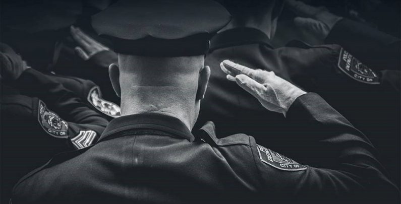 condenar os policiais por crime de abuso