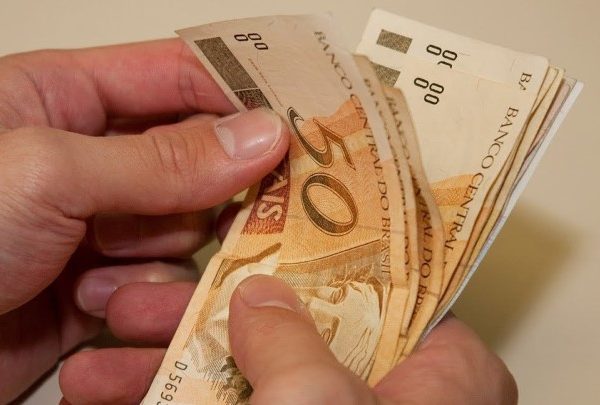 desconto conta-salário militar
